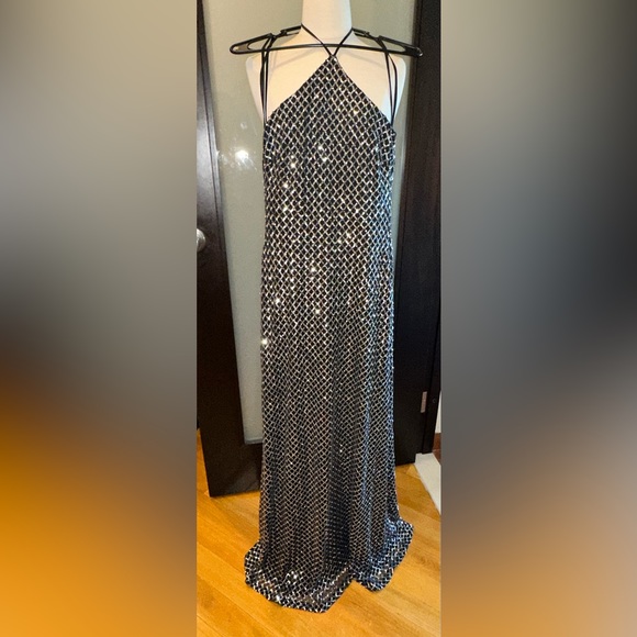 HALSTON Zhi Sequin Halter Gown - Picture 4 of 5